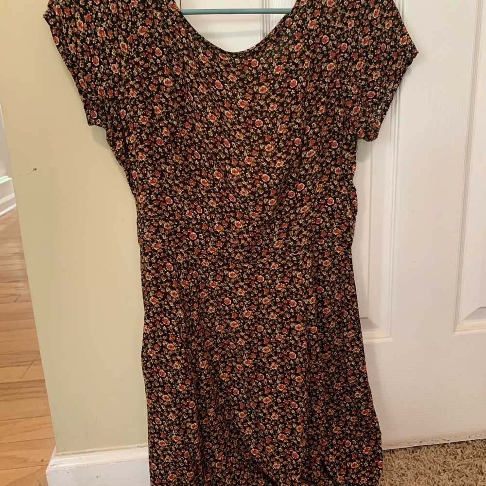 Low back floral dress